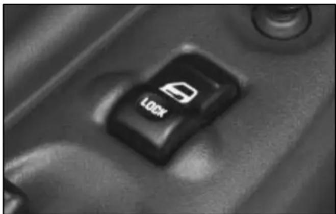 Oldsmobile Aurora (2002) - Power Door Locks - 1