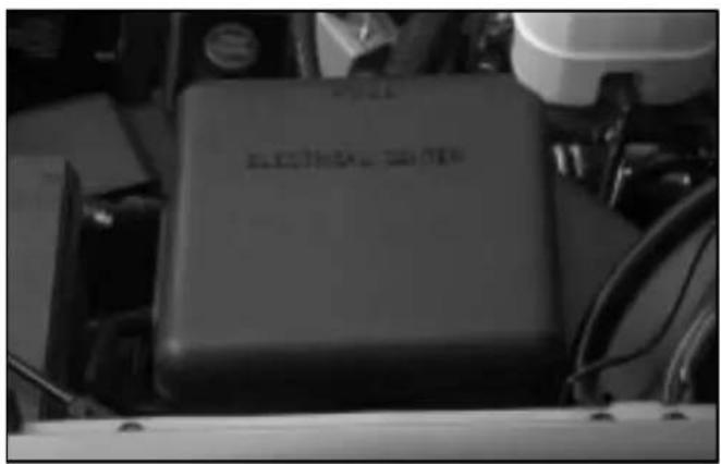 Buick Lesabre (2001) - Underhood Electrical Center - 1