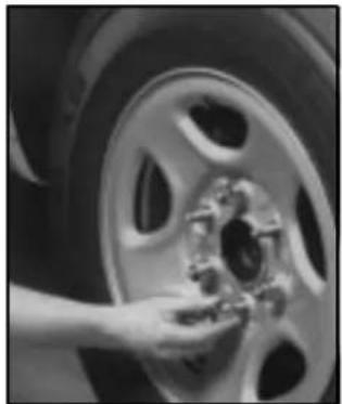 Buick Lesabre (2001) - CAUTION: - 4