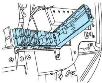 Mercury Sable (2002) - Power distribution box - 1