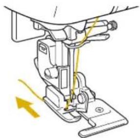 BABY LOCK Ellure BLR - Hook the connecting fork of the side cutter onto the needle clamp screw. - 4
