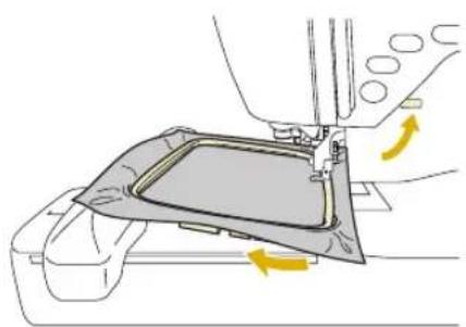 BABY LOCK Ellure BLR - Removing the embroidery frame - 6