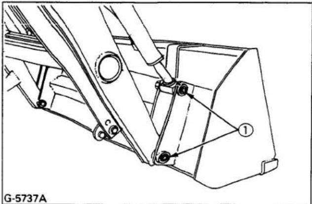 KUBOTA LA272 - Side Frames, Boom Assembly and Bucket - 3