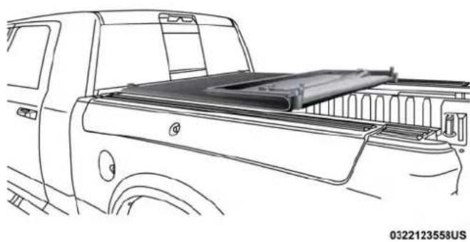 RAM 3500 (2018) - GETTING TO KNOW YOUR VEHICLE - 2