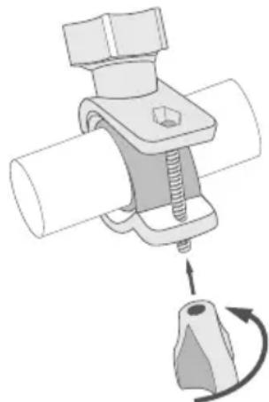 Navitel G550 Moto - Verwendung des Halters zur Befestigung der Navigation - 1