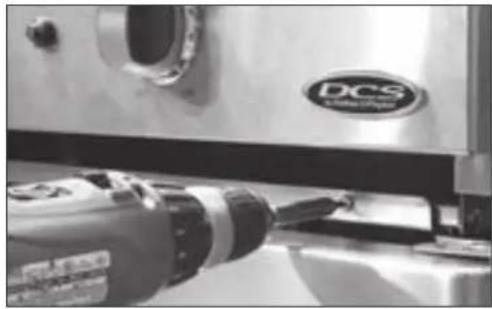 DCS BGC30BQN - STEP 4 Bolt Installation - 1