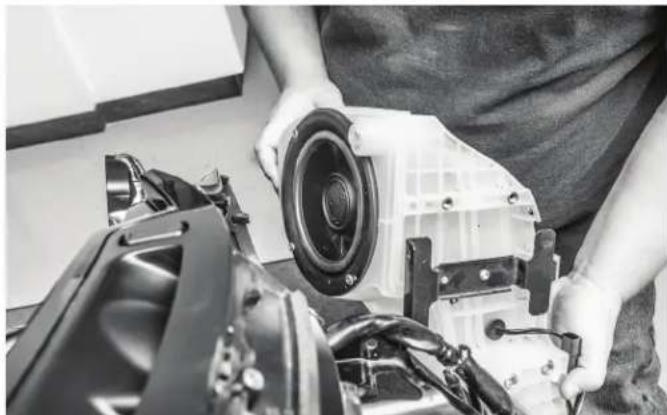 Rockford Fosgate HD14RGSG-STAGE3 - Step 3 - Speaker Installation - 4