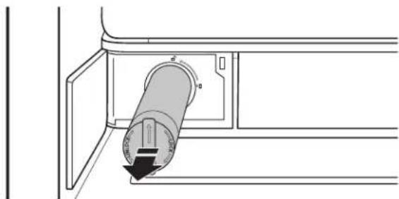 KITCHENAID KRFC604FSS - Cómo cambiar e instalar el filtro de agua - 3