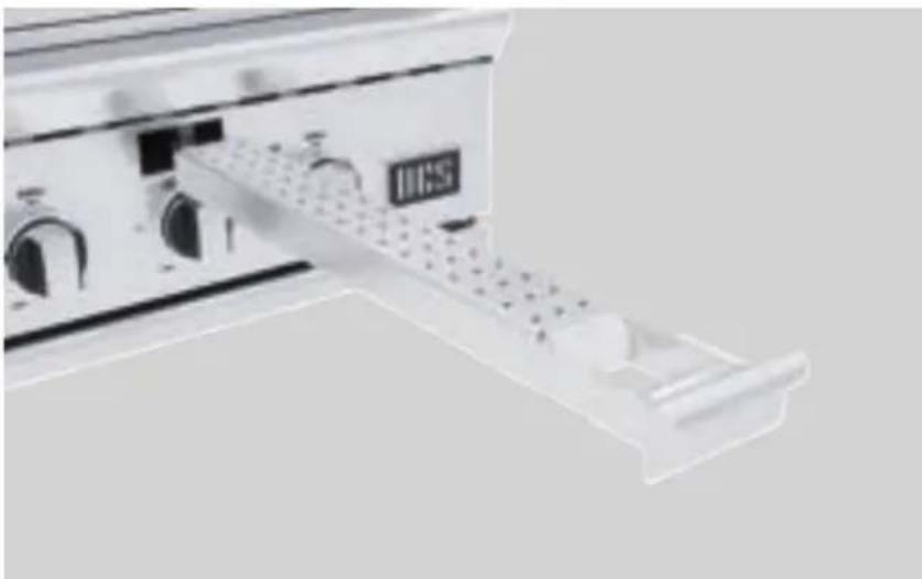 DCS BH1-36R-L - Lighting the smoker - 1