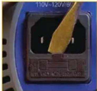 Impact VC-500WLN - Replacing the Fuse - 1