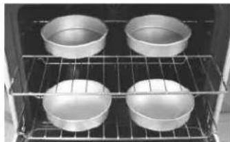 Crosley CRG3480SS - Baking layer cakes with 1 or 2 oven racks - 1