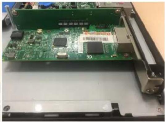 Advantech PPC-3151 - Installing Expansion Card - 2