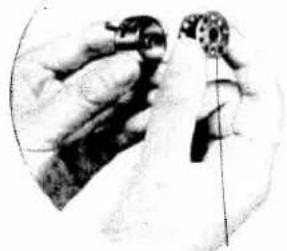 White W1065 - THREADING THE BOBBIN CASE - 2
