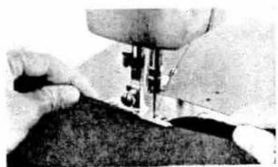 White W1065 - HEMMING ACROSS A SEAM - 4