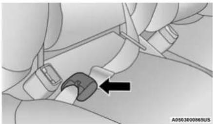 RAM Chassis Cab (2022) - First Row Center Seat Belt Operating Instructions (Regular Cab Only) - 2