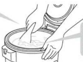 Zojirushi NYC-36 - Stir and loosen the rice. - 1