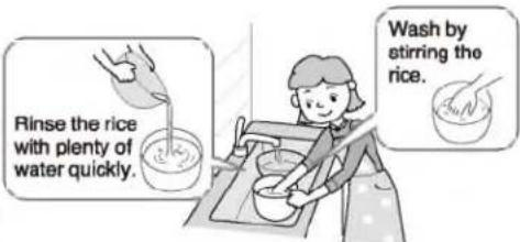 Rinse the rice with plenty of water quickly. Wash by stirring the rice.