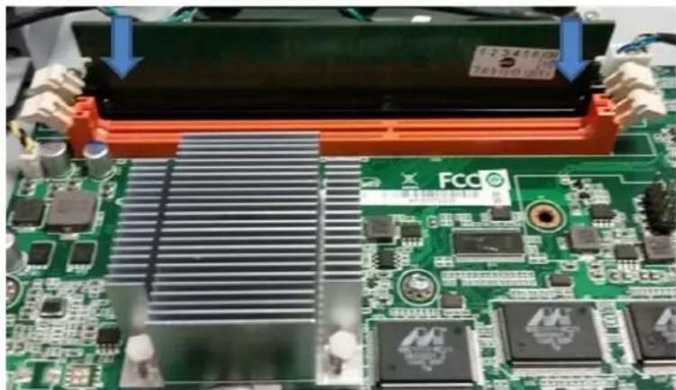 Advantech FWA-1320 - Memory Installation - 4