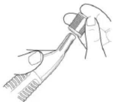 Electroline ELNEXTTRIMMER401G - Come si usa l'accessorio per le sopracciglia - 2