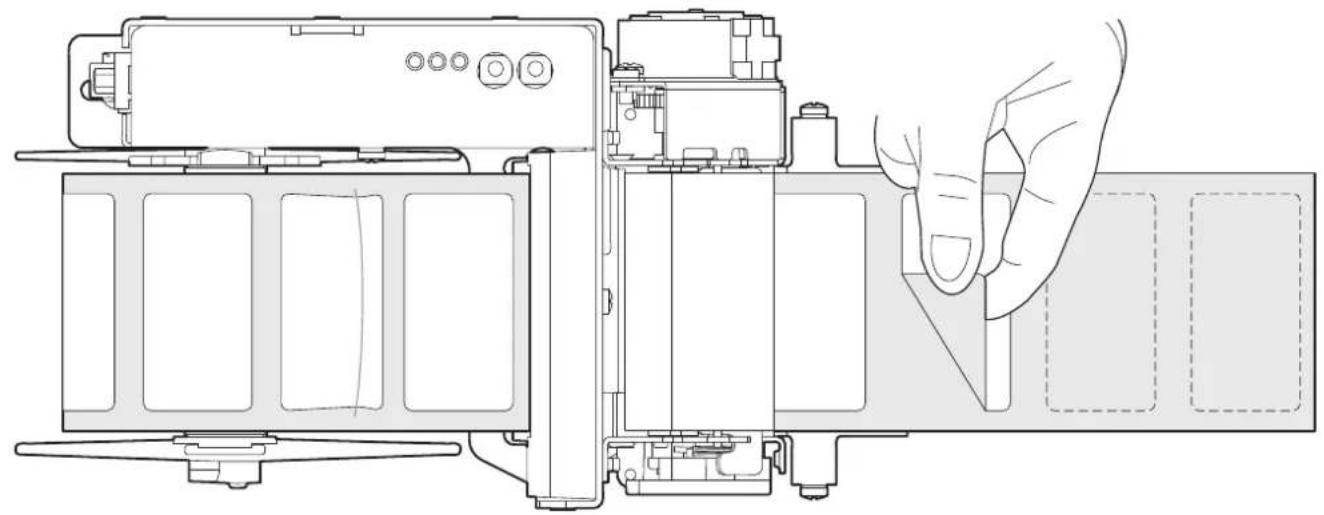 CUSTOM TPTCM112III - Fixing the paper on rewinder - 3