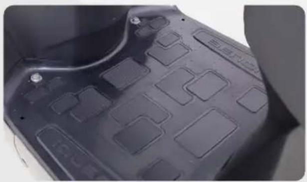 TVS iQube ST - TEXTURED FLOORBOARD - 1