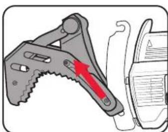 Ozito PXPRSS-018 - Installing and Removing the Clamping Jaw - 4