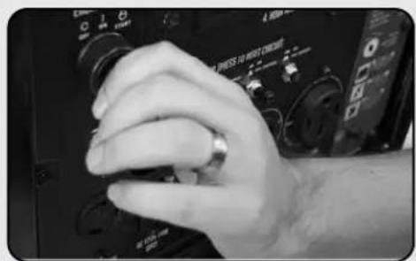 DuroMax XP15000EH - Adjust choke - 1