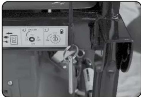 DuroMax XP15000EH - Install Wheels - 1