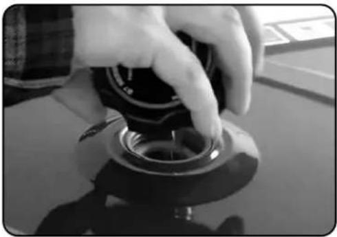 DuroMax XP15000EH - Step 5 - Adding Gasoline - 2