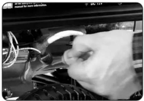 DuroMax DS13000EH - Step 3 - Adding Oil - 2