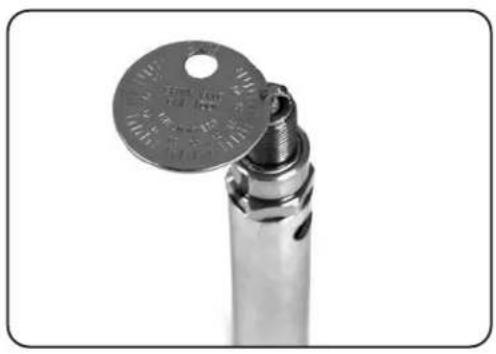 DuroMax DS13000EH - Inspect spark plug - 1