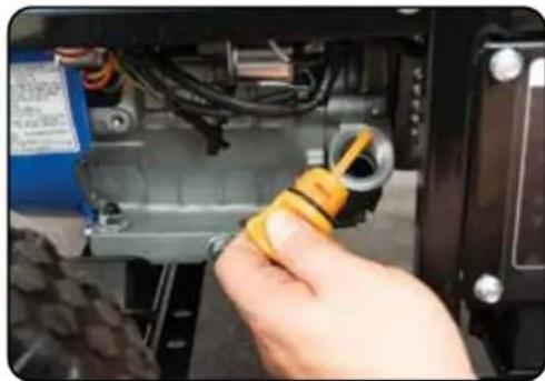 DuroMax XP12000E - Engine oil recommended: SAE 10W-30. - 1