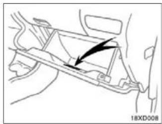 Technical line drawing of a mechanical component with an arrow indicating direction (no text or symbols)