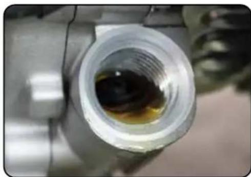 DuroMax XP13000X - Step 1 - Check the Oil - 2