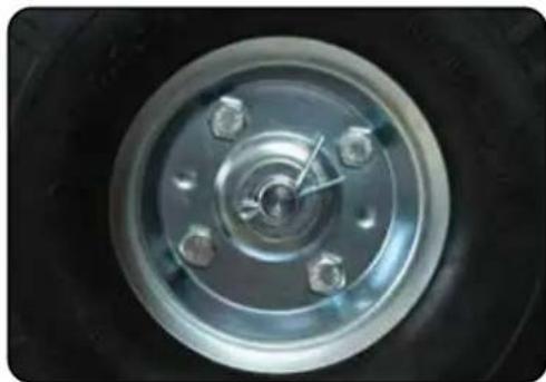 DuroMax XP13000X - Install outside wheel washers - 1