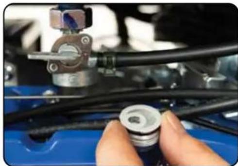 DuroMax XP12000DX - Shut fuel valve OFF - 1