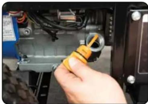 DuroMax XP12000DX - Engine oil recommended: SAE 10W-30. - 1