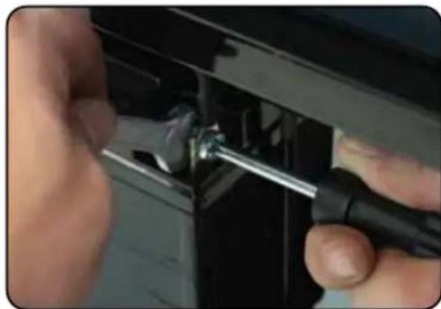 DuroMax XP12000DX - Locate the negative cable - 1