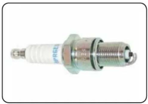 DuroMax XP9500iH - Remove spark plug - 1