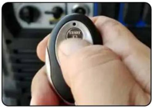 DuroMax XP9500iH - Turn start switch ON - 1