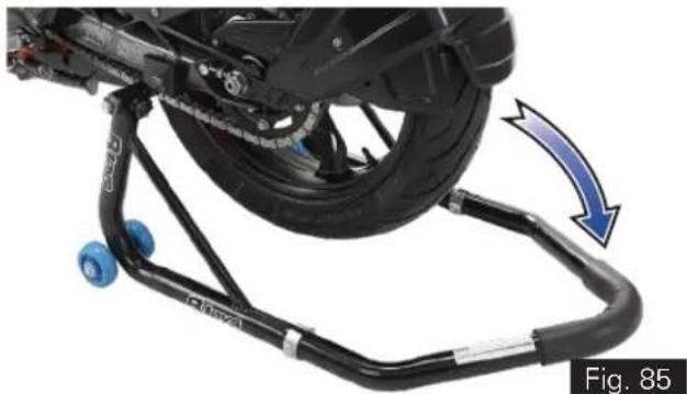 TVS Apache RR 310 (2024) - Rear wheel stand - 2