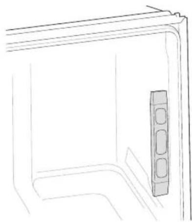 Line drawing of a door frame with a vertical door and rectangular panel (no text or symbols)