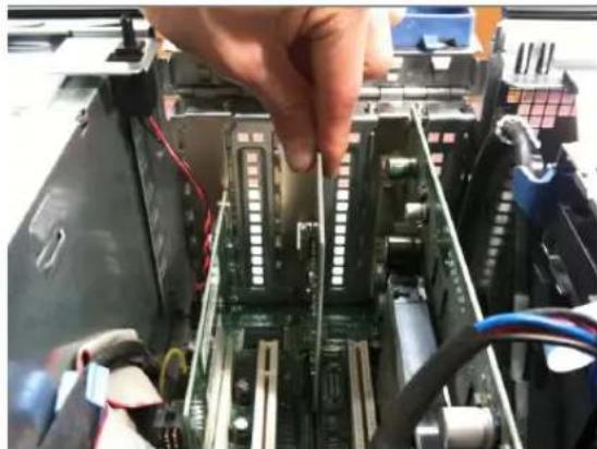 MOTU HD Express - INSTALLING THE PCI EXPRESS CARD - 1