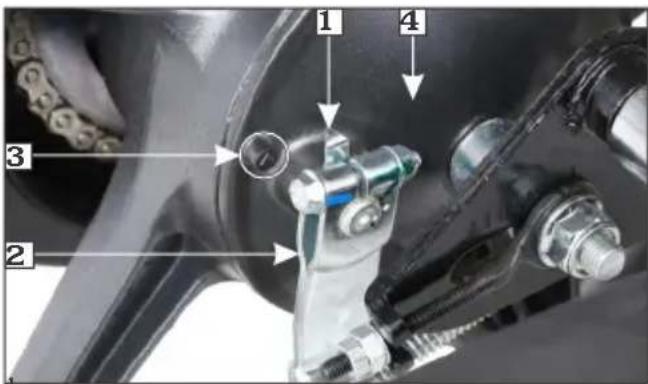 Labeled mechanical assembly diagram showing components numbered 1 to 4 with arrows indicating parts of a vehicle or automotive assembly.