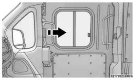 RAM Promaster ICE (2025) - POCKET DOOR (EV MODELS) — IF EQUIPPED - 1
