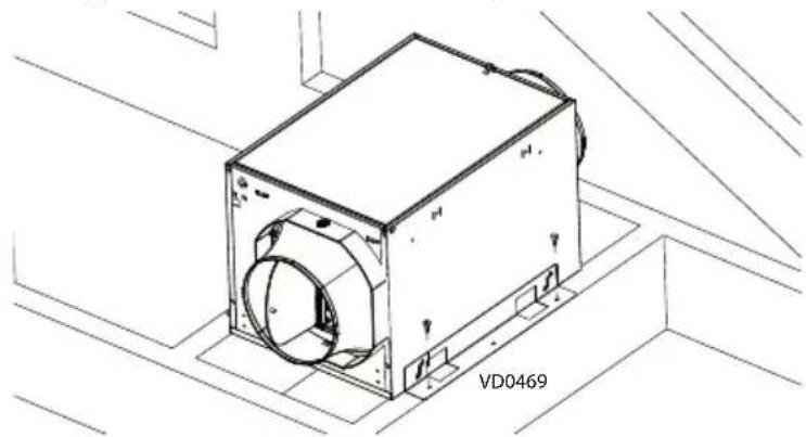 BROAN FIN-180P - No instale el aparato en un desván donde la temperatura puede superar los 160°F. - 1
