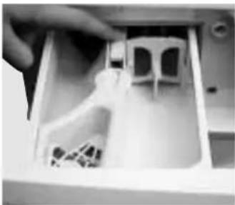 Creda W120VW - REMOVING AND CLEANING THE DISPENSER DRAWER AND COMPARTMENTS - 2