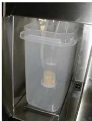 BAUMATIC BEC1SS - Filling the water reservoir - 13