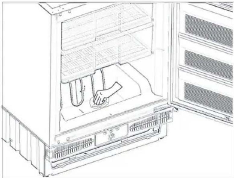 White Knight WK95BU - Defrosting the Freezer - 1