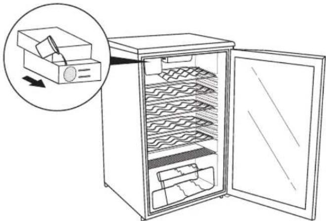 Logik LWC32B10 - Filling water in humidifier - 1